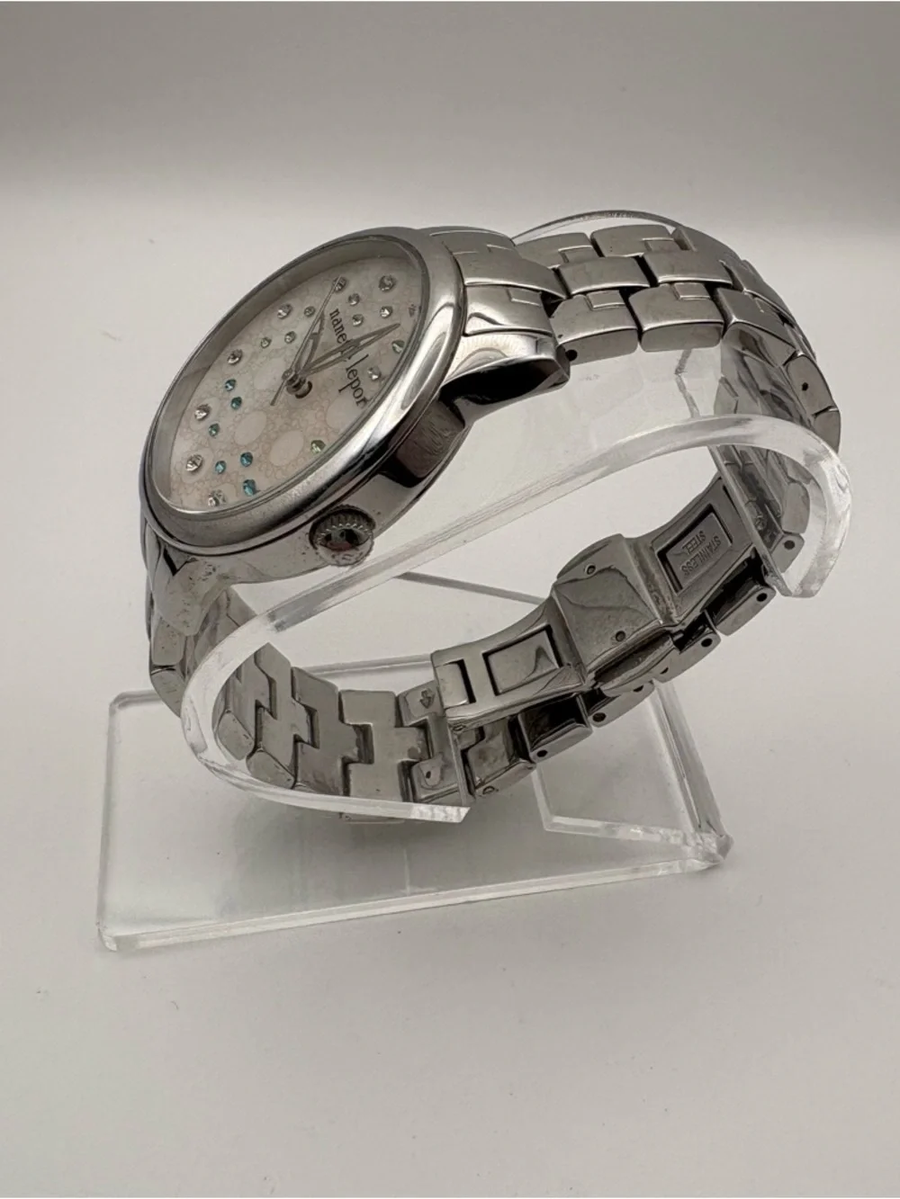 Nanette Lepore‎ Silver Stainless Steel Watch Mother-of-Pearl Dial Rhinestones
